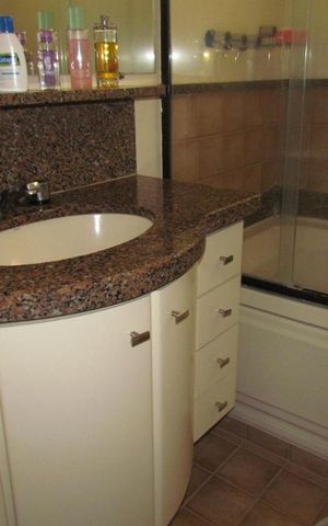 Apartamento para alugar com 118m², 3 quartos e 2 vagas Apartamento para alugar com 118m², 3 quartos e 2 vagasBanheiro da Suíte