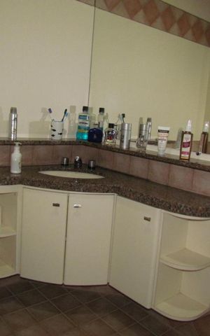 Apartamento para alugar com 118m², 3 quartos e 2 vagas Apartamento para alugar com 118m², 3 quartos e 2 vagasBanheiro