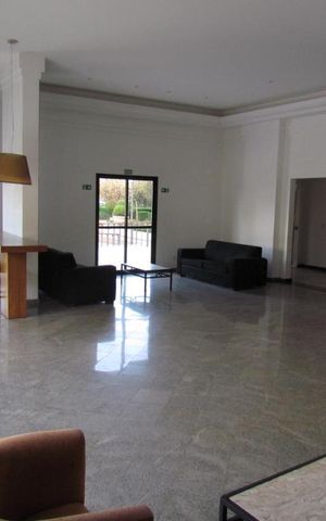 Apartamento para alugar com 118m², 3 quartos e 2 vagas Apartamento para alugar com 118m², 3 quartos e 2 vagasÁrea comum - Salão de festas