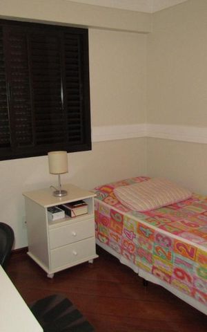 Apartamento para alugar com 118m², 3 quartos e 2 vagas Apartamento para alugar com 118m², 3 quartos e 2 vagasQuarto 01