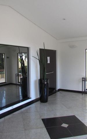 Apartamento para alugar com 118m², 3 quartos e 2 vagas Apartamento para alugar com 118m², 3 quartos e 2 vagasÁrea Comum - Hall de Entrada