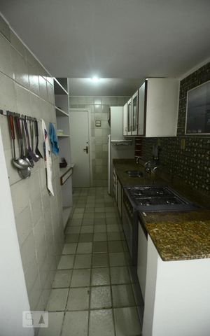 Apartamento à venda com 80m², 3 quartos e sem vaga Apartamento à venda com 80m², 3 quartos e sem vagaCozinha