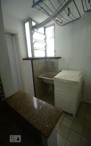 Apartamento à venda com 80m², 3 quartos e sem vaga Apartamento à venda com 80m², 3 quartos e sem vagaÁrea de Serviço