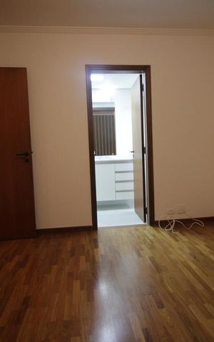 Apartamento à venda com 272m², 5 quartos e 4 vagasSuíte 3