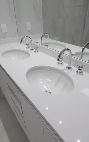 Apartamento à venda com 272m², 5 quartos e 4 vagasPia