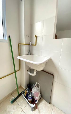 Apartamento à venda com 42m², 2 quartos e 1 vagaCozinha e Área de Serviço