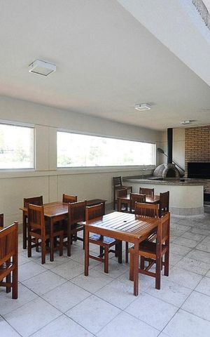 Apartamento à venda com 84m², 2 quartos e 2 vagasChurrasqueira