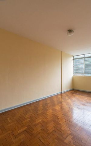 Apartamento à venda com 100m², 2 quartos e 1 vaga Apartamento à venda com 100m², 2 quartos e 1 vagaSala