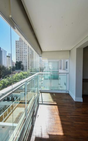 Apartamento à venda com 60m², 1 quarto e 1 vaga Apartamento à venda com 60m², 1 quarto e 1 vagaVaranda