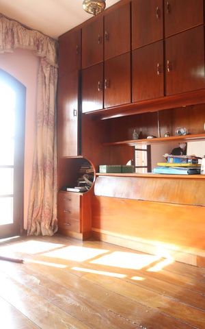 Casa à venda com 186m², 3 quartos e 4 vagasSuíte