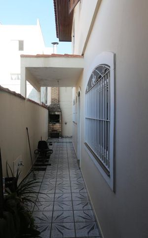 Casa à venda com 186m², 3 quartos e 4 vagasCorredor