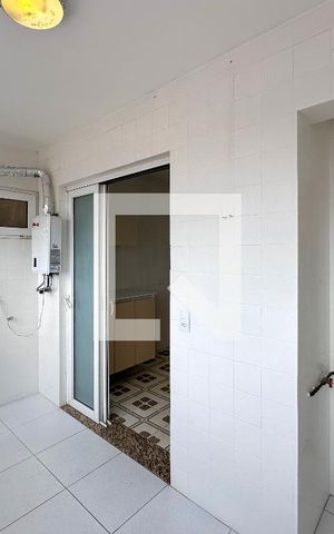 Apartamento para alugar com 93m², 3 quartos e 1 vagaÁrea de Serviço