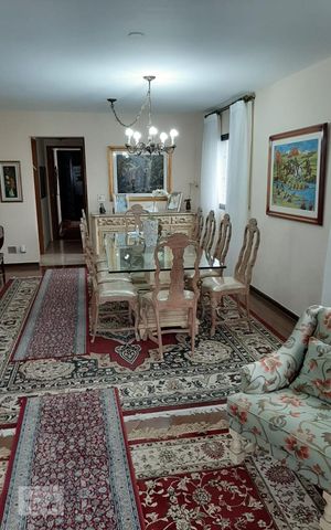 Apartamento à venda com 187m², 4 quartos e 3 vagas Apartamento à venda com 187m², 4 quartos e 3 vagasSala