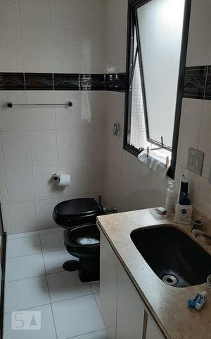 Apartamento à venda com 187m², 4 quartos e 3 vagas Apartamento à venda com 187m², 4 quartos e 3 vagasBanheiro