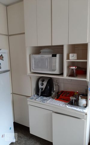 Apartamento à venda com 187m², 4 quartos e 3 vagas Apartamento à venda com 187m², 4 quartos e 3 vagasCozinha