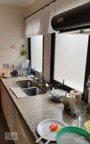 Apartamento à venda com 187m², 4 quartos e 3 vagas Apartamento à venda com 187m², 4 quartos e 3 vagasCozinha