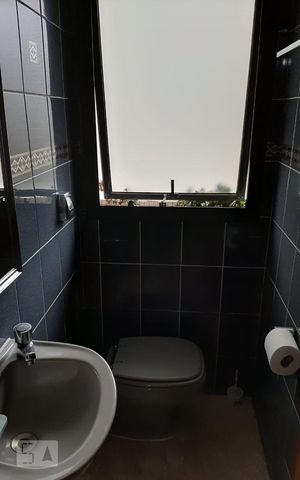 Apartamento à venda com 187m², 4 quartos e 3 vagas Apartamento à venda com 187m², 4 quartos e 3 vagasLavabo