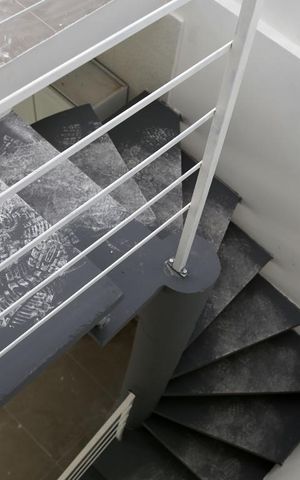 Casa para alugar com 35m², 1 quarto e sem vagaEscada