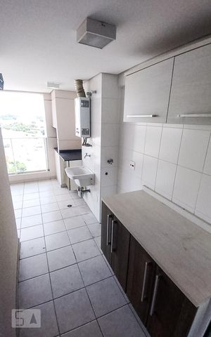 Apartamento para alugar com 71m², 2 quartos e 1 vaga Apartamento para alugar com 71m², 2 quartos e 1 vagaCozinha