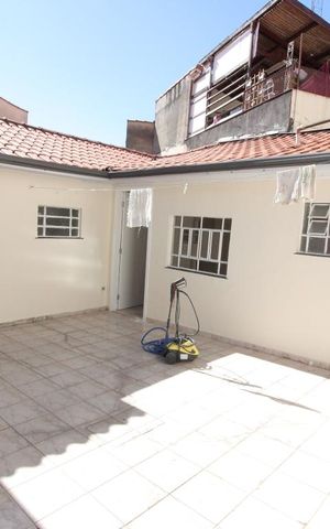 Casa para alugar com 170m², 3 quartos e 5 vagasÁrea de Serviço