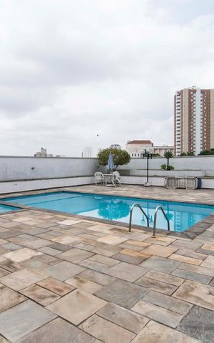 Apartamento à venda com 224m², 4 quartos e 3 vagasPiscina