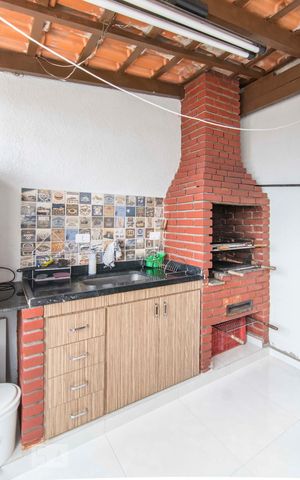 Apartamento à venda com 224m², 4 quartos e 3 vagasChurrasqueira Cobertura