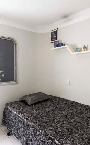 Apartamento à venda com 224m², 4 quartos e 3 vagasQuarto 2