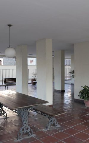 Apartamento à venda com 60m², 2 quartos e 1 vagaÁrea comum