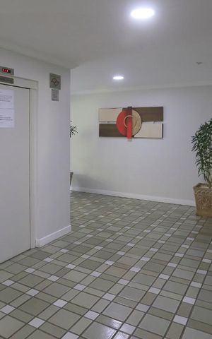 Apartamento para alugar com 80m², 3 quartos e 2 vagasHall de Elevador