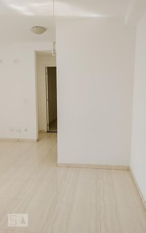 Apartamento à venda com 65m², 2 quartos e 1 vagaSala