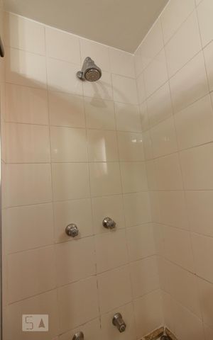 Studio à venda com 42m², 1 quarto e 1 vaga Studio à venda com 42m², 1 quarto e 1 vagaDetalhe Banheiro