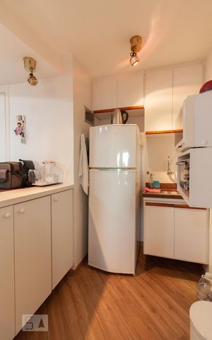 Studio à venda com 42m², 1 quarto e 1 vaga Studio à venda com 42m², 1 quarto e 1 vagaCozinha