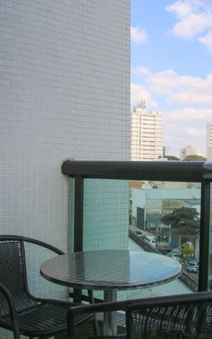 Apartamento à venda com 120m², 4 quartos e 2 vagas Apartamento à venda com 120m², 4 quartos e 2 vagasVaranda