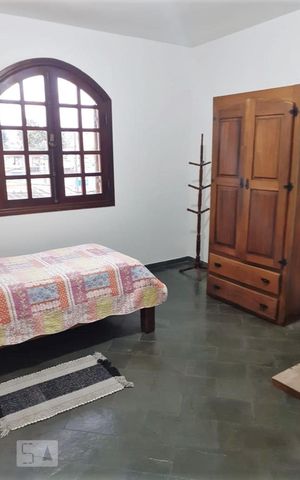 Casa à venda com 174m², 3 quartos e 4 vagas Casa à venda com 174m², 3 quartos e 4 vagasQuarto