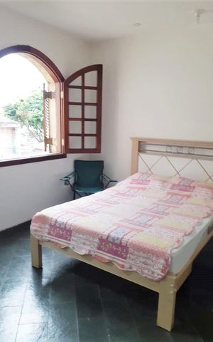 Casa à venda com 174m², 3 quartos e 4 vagas Casa à venda com 174m², 3 quartos e 4 vagasQuarto