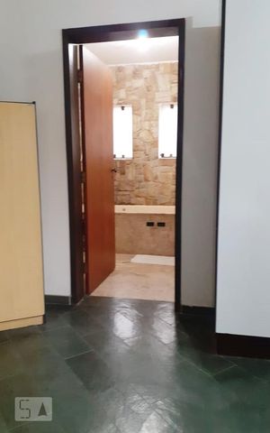 Casa à venda com 174m², 3 quartos e 4 vagas Casa à venda com 174m², 3 quartos e 4 vagasQuarto