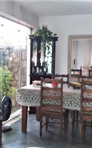 Casa à venda com 174m², 3 quartos e 4 vagas Casa à venda com 174m², 3 quartos e 4 vagasSala