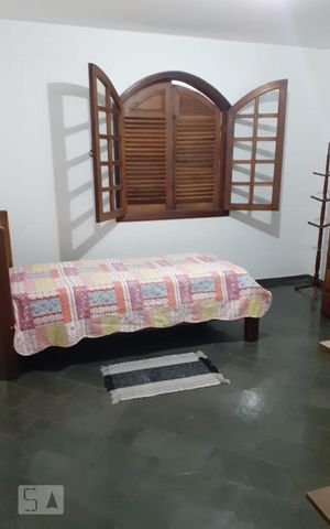 Casa à venda com 174m², 3 quartos e 4 vagas Casa à venda com 174m², 3 quartos e 4 vagasQuarto