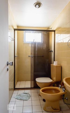 Apartamento à venda com 125m², 3 quartos e sem vaga Apartamento à venda com 125m², 3 quartos e sem vagaBanheiro 2
