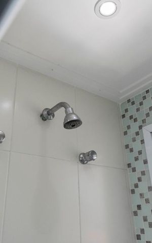 Apartamento à venda com 65m², 2 quartos e 1 vagaBanheiro social