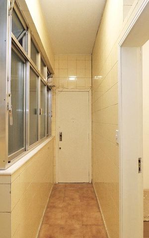 Apartamento para alugar com 95m², 3 quartos e 1 vaga Apartamento para alugar com 95m², 3 quartos e 1 vagaÁrea de Serviço.
