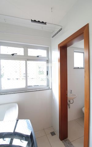 Apartamento para alugar com 147m², 4 quartos e 3 vagasÁrea de Serviço