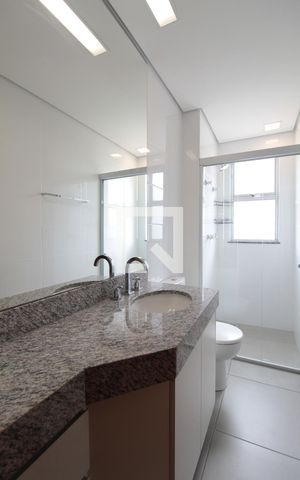 Apartamento para alugar com 147m², 4 quartos e 3 vagasBanheiro Social