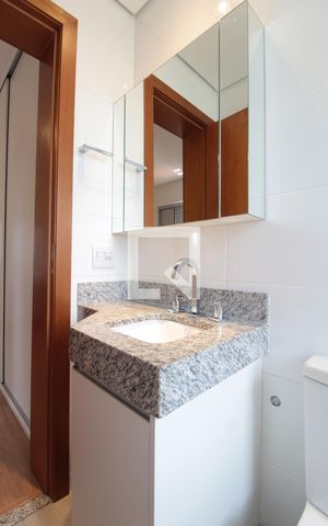 Apartamento para alugar com 147m², 4 quartos e 3 vagasBanheiro da Suite 2