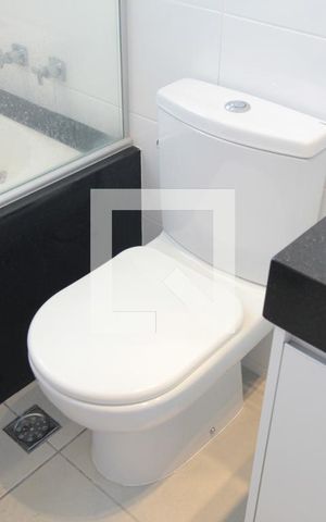 Apartamento para alugar com 147m², 4 quartos e 3 vagasBanheiro da Suite 1