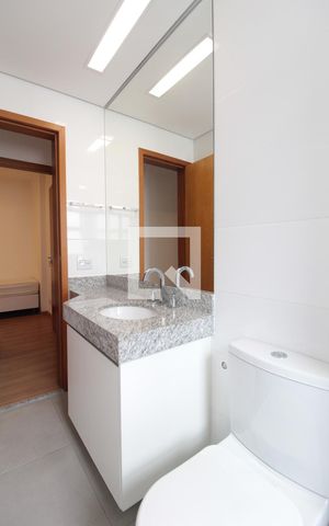 Apartamento para alugar com 147m², 4 quartos e 3 vagasBanheiro Social
