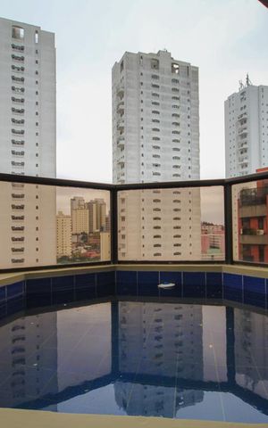 Apartamento à venda com 247m², 4 quartos e 3 vagas Apartamento à venda com 247m², 4 quartos e 3 vagasVaranda da Sala
