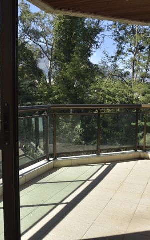 Apartamento à venda com 208m², 4 quartos e 2 vagasVaranda do Quarto 3
