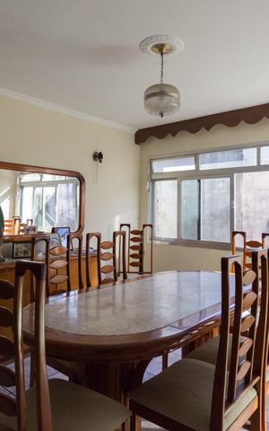 Casa para alugar com 259m², 3 quartos e 3 vagas Casa para alugar com 259m², 3 quartos e 3 vagasSala de Jantar