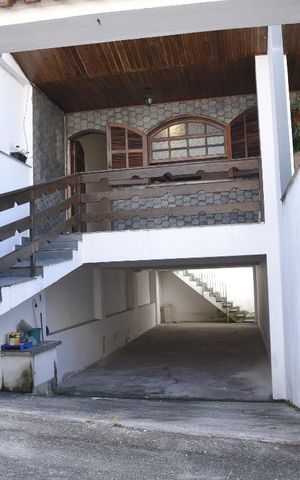 Casa de condomínio para alugar com 160m², 2 quartos e 3 vagasFachada da Casa
